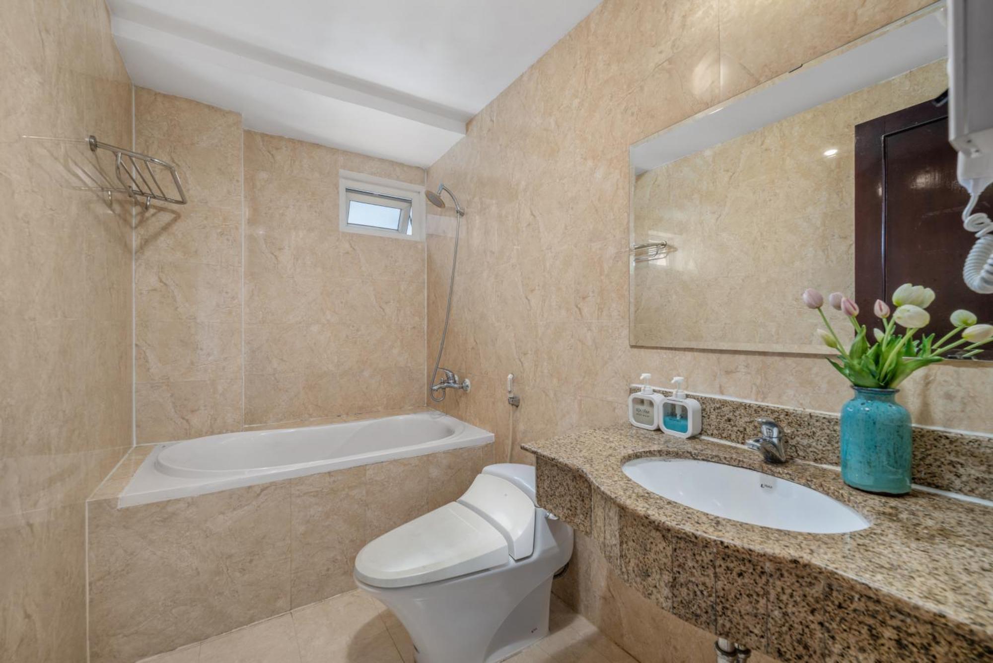 Vina Spa Hotel Hue Εξωτερικό φωτογραφία