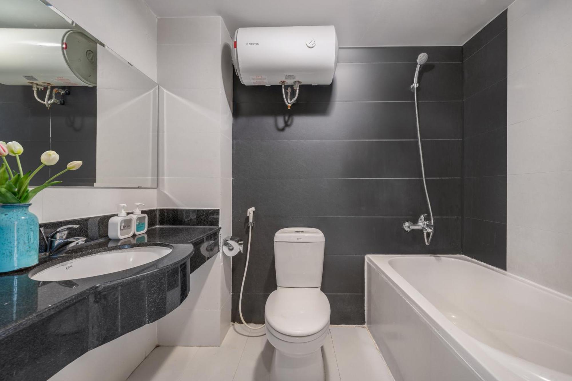 Vina Spa Hotel Hue Εξωτερικό φωτογραφία